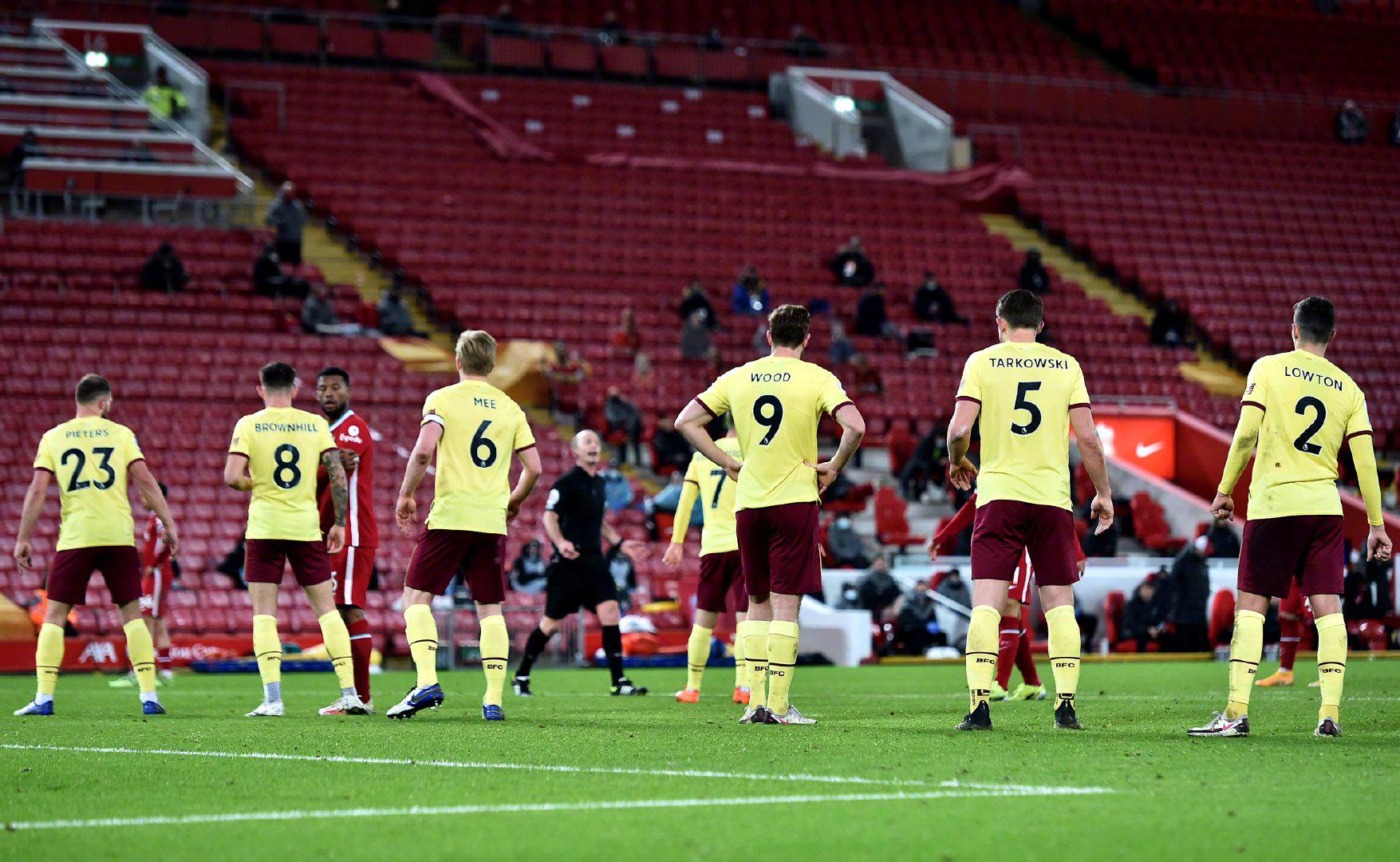 尽管辩论的 尽管辩论的