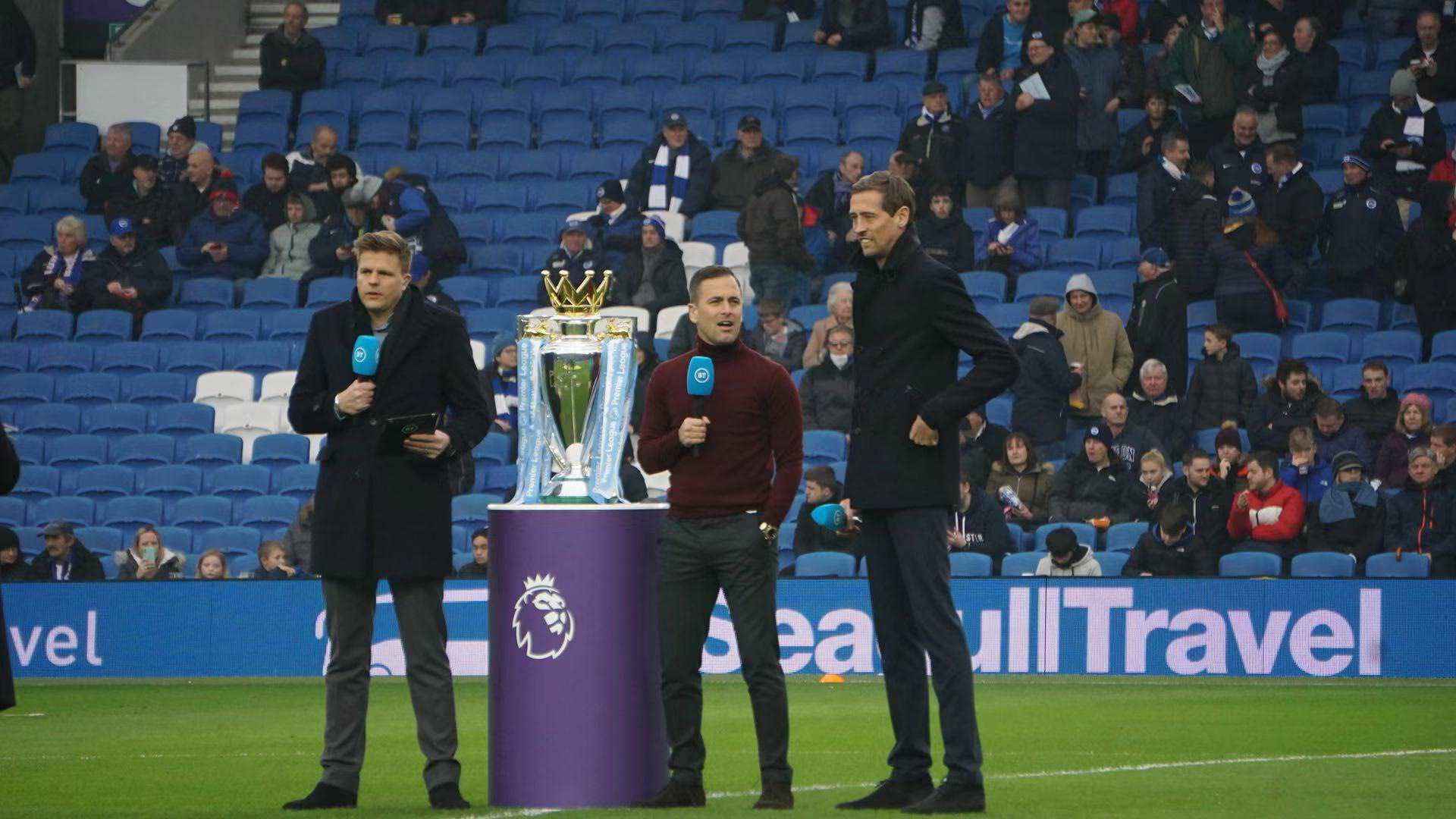 替补上场的 替补上场的